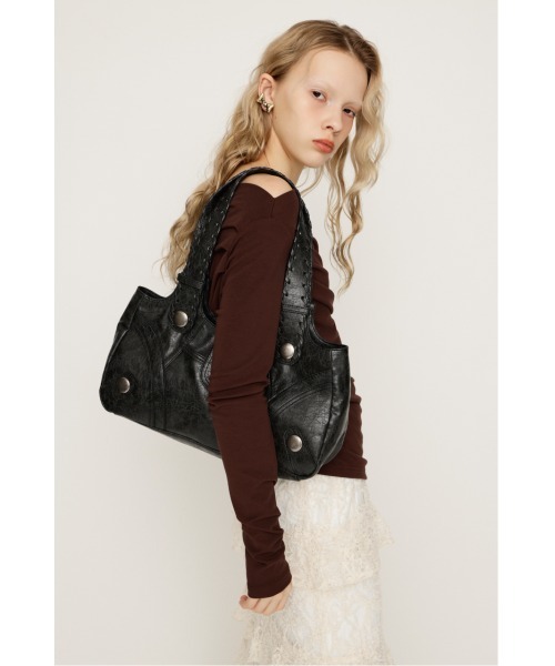 SLY（スライ）の「F/LEATHER STUDS BAG フェイクレザースタッズバッグ 春服（ハンドバッグ・レディース・ブラック/キャメル/ピンク・FREE）」の10枚目の写真