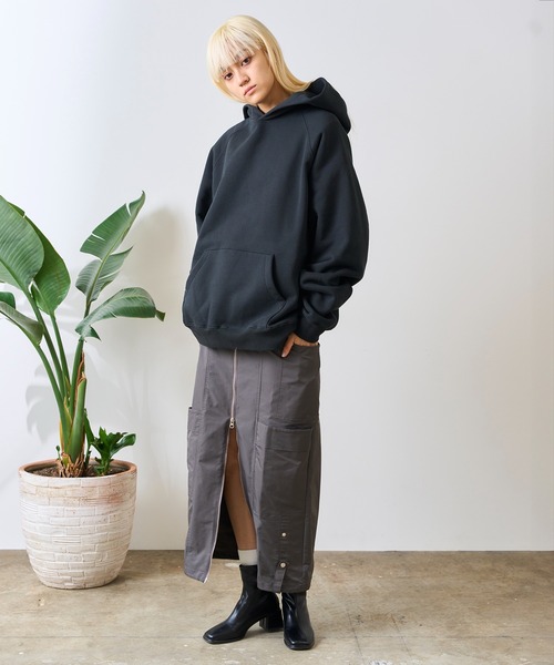 FOG ESSENTIALS(エフオージーエッセンシャルズ)の「FOG ESSENTIALS BACK LOGO SWEAT HOODIE / 21SS-BACK LOGO SWEAT HOODIE(パーカー・メンズ・ブラック/クリーム・S/M/L/XL)」の9枚目の写真
