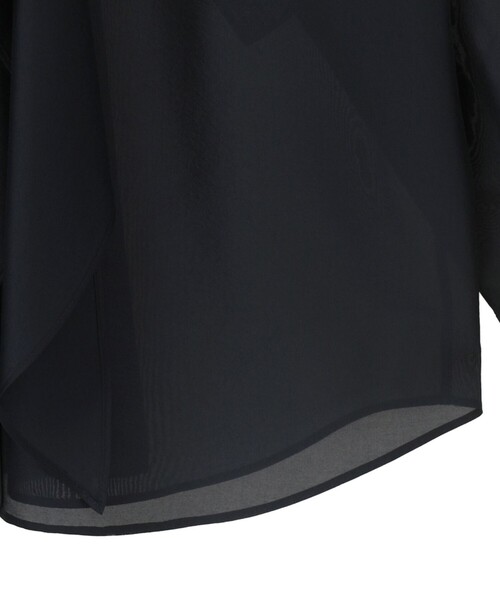 1er Arrondissement(プルミエアロンディスモン)の「ラッフルVネックブラウス(シャツ/ブラウス・レディース・ベージュ/ブルー系その他3/オフホワイト・38/36)」の13枚目の写真