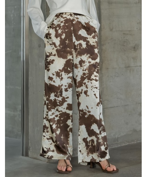 Re:EDIT（リエディ）の「[2026S/S PRE ORDER][低身長/高身長サイズ有]サテンライクウエストドロストパンツ（その他パンツ・レディース・ブラウン/アニマル/アイボリー/ブラック・LARGE/TALL/MEDIUM/SHORT）」の4枚目の写真