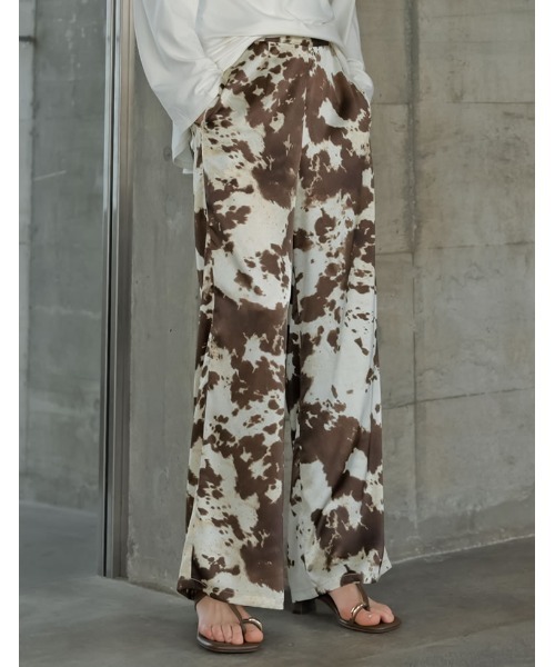 Re:EDIT（リエディ）の「[2026S/S PRE ORDER][低身長/高身長サイズ有]サテンライクウエストドロストパンツ（その他パンツ・レディース・ブラウン/アニマル/アイボリー/ブラック・LARGE/TALL/MEDIUM/SHORT）」の20枚目の写真