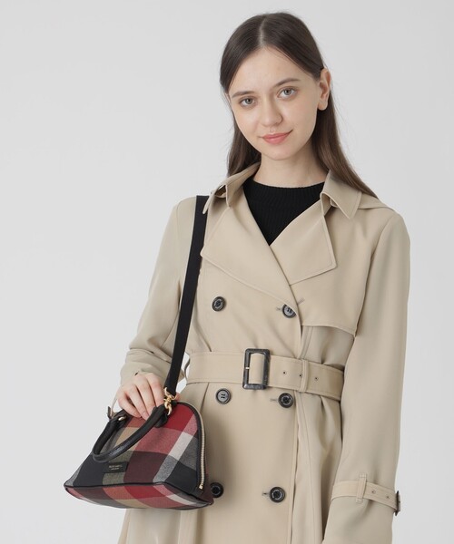 BLUE LABEL CRESTBRIDGE（ブルーレーベルクレストブリッジ）の「クレストブリッジチェックPVCブガッティバッグ（ショルダーバッグ・レディース・レッド/ベージュ系その他/ピンク系その他3・FREE）」の11枚目の写真