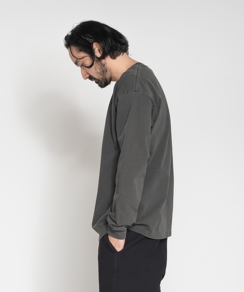Knuu(ヌウ)の「Heavy Pigment Dye Long Sleeve T-Shirt(Tシャツ/カットソー・メンズ・ブラウン/ブラック/ライトブルー/グレー・X-SMALL/SMALL/MEDIUM/LARGE/X-LARGE/XX-LARGE)」の5枚目の写真