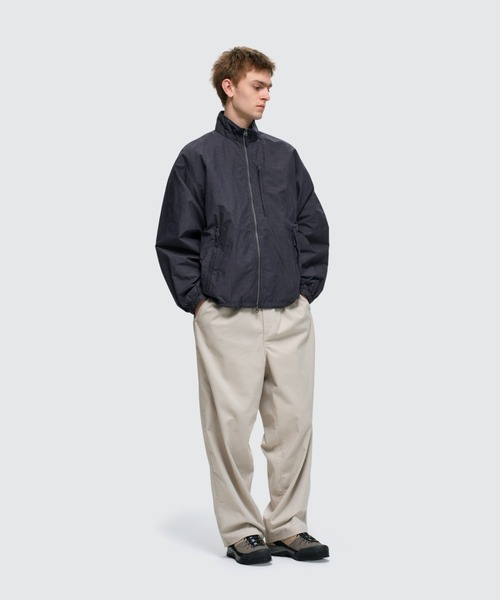 WILD THINGS（ワイルドシングス）の「スペースチェックスタンドアップジャケット│SPACE CHECK STAND UP JACKET（ナイロンジャケット・メンズ・ブルー/ナチュラル/ダークネイビー・M/S/L/XL）」の4枚目の写真