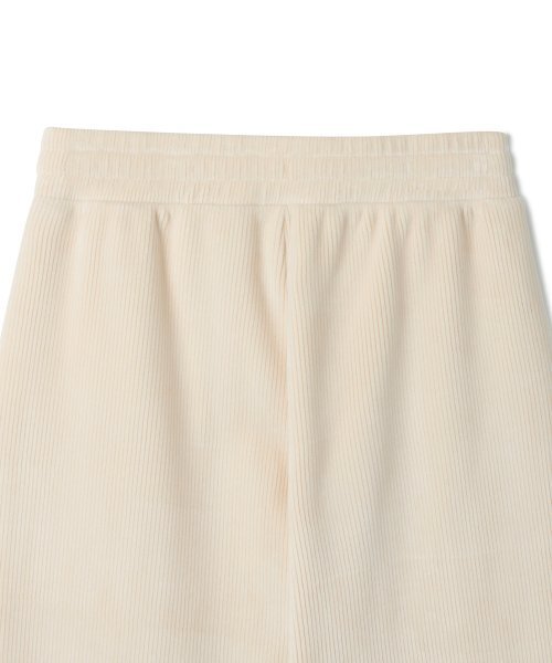 MUSINSA STANDARD KIDS（ムシンサスタンダードキッズ）の「ベルベットコーデュロイスウェットパンツ[クリーム]（スウェットパンツ・レディース・その他・100）」の4枚目の写真