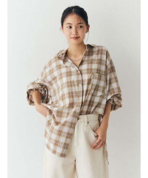 Ungrid（アングリッド）の「チェックルーズシャツ（シャツ/ブラウス・レディース・ベージュ/ブルー・FREE）」の4枚目の写真