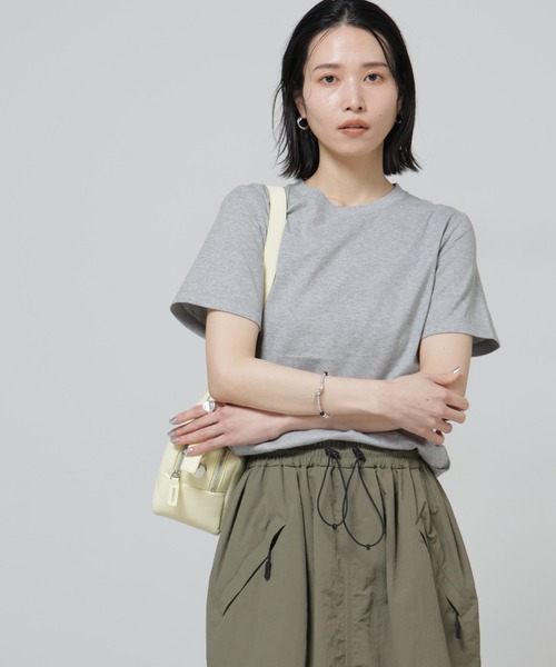 NANO universe（ナノユニバース）の「Anti Soaked(R) 汗染み防止クルーネックTシャツ（Tシャツ/カットソー・レディース・トップグレー/ブラック/ホワイト/チャコール・S/M/L）」の3枚目の写真