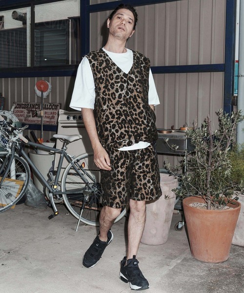 No Rain No Rainbow(ノーレインノーレインボー)の「mcg3786-leopard pattern gobelin vest ベスト(NR26S-05)(ベスト・メンズ・グリーン/グレー/ブラウン・M/S/XL/L)」の13枚目の写真