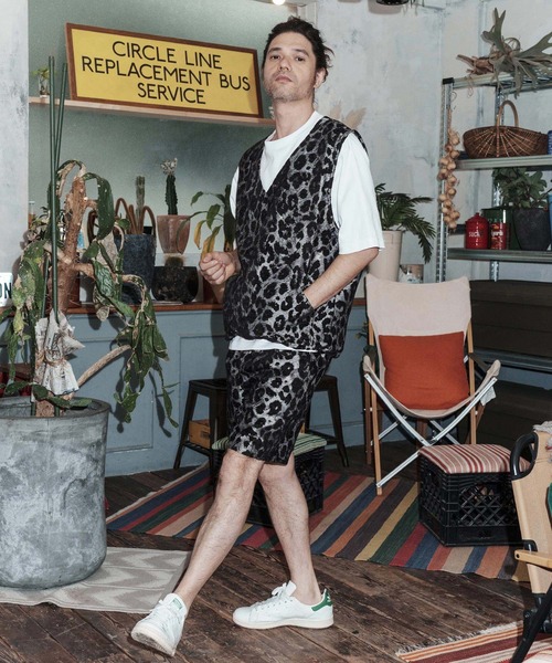 No Rain No Rainbow(ノーレインノーレインボー)の「mcg3786-leopard pattern gobelin vest ベスト(NR26S-05)(ベスト・メンズ・グリーン/グレー/ブラウン・M/S/XL/L)」の21枚目の写真