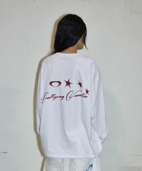 SCALLYWAG（スカリーワグ）の「ファミリア ルーズフィット ベーシック ロングスリーブ[ホワイト]（Tシャツ/カットソー・レディース・その他・MEDIUM/LARGE）」の8枚目の写真