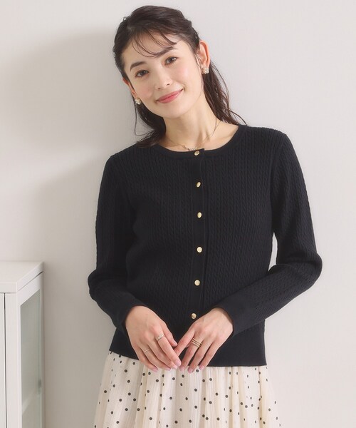 ITS'DEMO(イッツデモ)の「【手洗い可】ミニケーブルニットカーディガン(カーディガン/ボレロ・レディース・アイボリー/サックスブルー/ピンク/ブラック・00)」の9枚目の写真