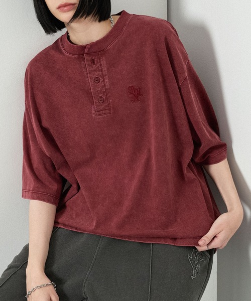 Alfred Alex(アルフレッドアレックス)の「【Alfred Alex】ヴィンテージライク オーバーサイズ ヘンリーネック Tシャツ(Tシャツ/カットソー・メンズ・グレー/グレー系/ブラック/レッド系/ネイビー/ブラック系・M/L)」の11枚目の写真