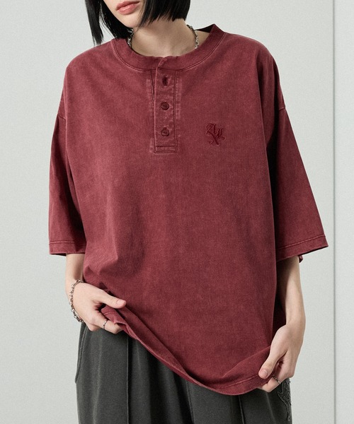 Alfred Alex(アルフレッドアレックス)の「【Alfred Alex】ヴィンテージライク オーバーサイズ ヘンリーネック Tシャツ(Tシャツ/カットソー・メンズ・グレー/グレー系/ブラック/レッド系/ネイビー/ブラック系・M/L)」の14枚目の写真