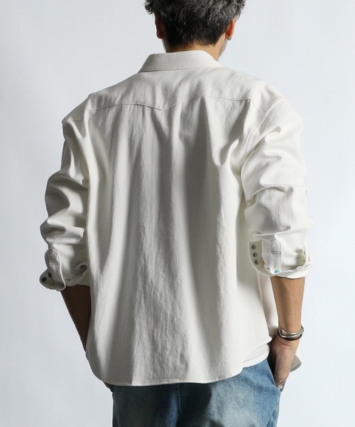 The DUFFER of ST.GEORGE（ザダファーオブセントジョージ）の「8.5oz NATURAL WHITE DENIM WESTERN SHIRT：ホワイトデニム ウエスタンシャツ（シャツ/ブラウス・メンズ・ホワイト・X-LARGE/LARGE/MEDIUM/SMALL）」の5枚目の写真