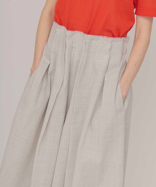 DRESSLAVE(ドレスレイブ)の「random tuck mesh skirt(ランダムタックメッシュスカート)(スカート・レディース・ベージュ/ブラック・38)」の5枚目の写真