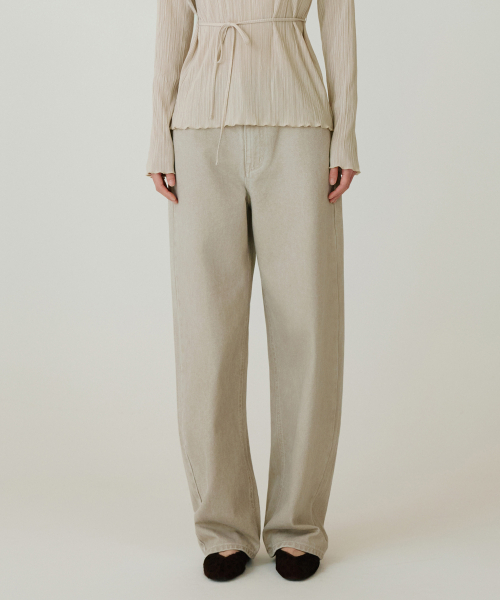 SIYAZU（シヤジュ）の「SIJN6111 バランスカーブドカラー デニム_Vintage beige（デニムパンツ・レディース・ライトベージュ・SMALL/MEDIUM/LARGE）」の4枚目の写真