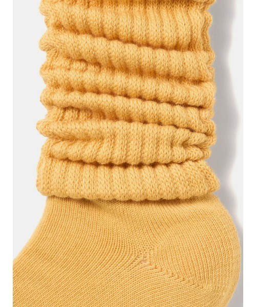 tutuanna(チュチュアンナ)の「綿混ゾッキ無地ルーズソックス50cm丈(ソックス/靴下・レディース・コバルトブルー/イエロー/キナリ/ブラック/サックスブルー/オフホワイト/ライトグレー/レッド/ピンク/ホワイト/チャコール/サンドベージュ・M)」の22枚目の写真