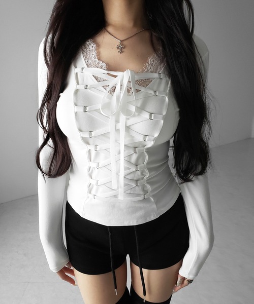 me+em select(ミームセレクト)の「【 クロスネックにできる2WAY 】フロントリボンレースアップスリムカットソートップス / 2WAY front ribbon lace up slim cutsew tops(Tシャツ/カットソー・レディース・ホワイト/ブラック・FREE)」の14枚目の写真