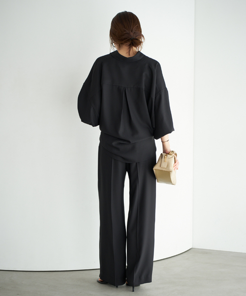 plage(プラージュ)の「2 Tuck Elegant パンツ(スラックス・レディース・ベージュ/ブラック・34/36/38/40)」の11枚目の写真