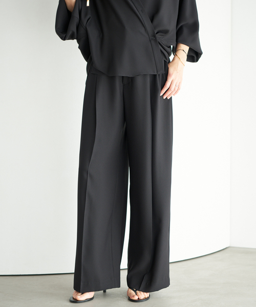 plage(プラージュ)の「2 Tuck Elegant パンツ(スラックス・レディース・ベージュ/ブラック・34/36/38/40)」の13枚目の写真