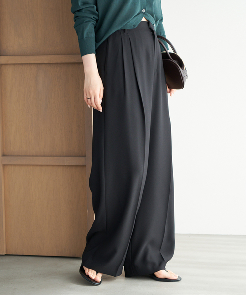 plage(プラージュ)の「2 Tuck Elegant パンツ(スラックス・レディース・ベージュ/ブラック・34/36/38/40)」の19枚目の写真