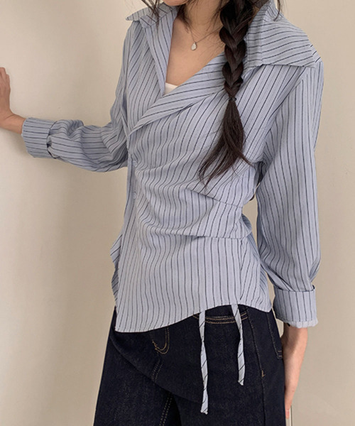 VIVID LADY(ビビッドレディー)の「カシュクールデザイン アシンメトリーカラーシャツ(シャツ/ブラウス・レディース・ネイビー/ブルー/クリーム/アイボリー/ライトブルー・FREE)」の6枚目の写真
