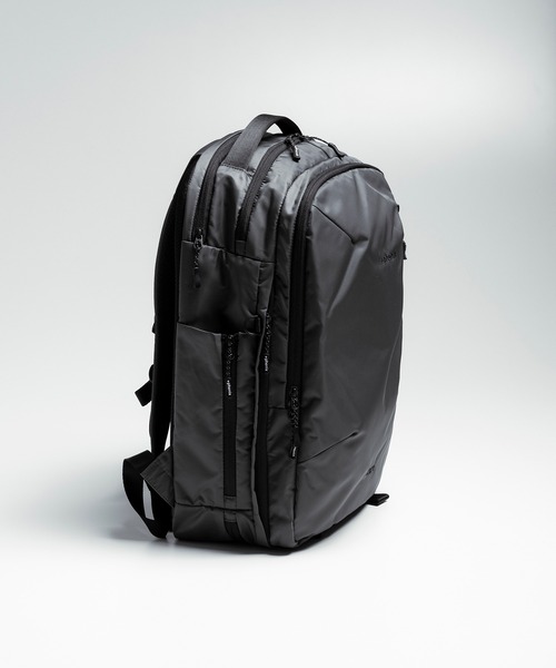 +phenix(プラスフェニックス)の「+phenix(プラスフェニックス) EXPAND BACKPACK 20+ / エクスパンド バックパック(バックパック/リュック・メンズ・グレー/ブラック・ONE SIZE)」の4枚目の写真