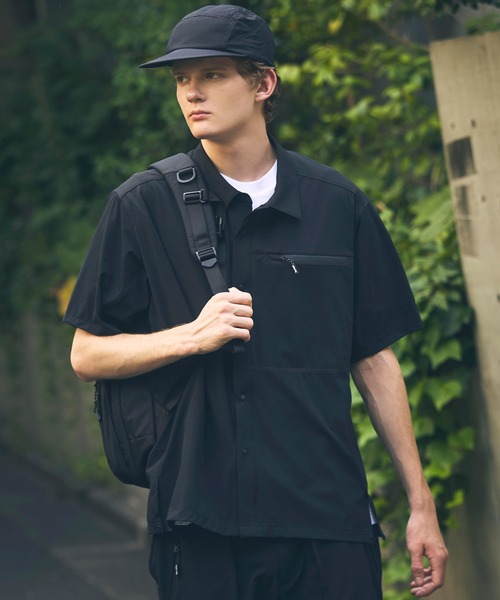+phenix(プラスフェニックス)の「+phenix(プラスフェニックス) EXPAND BACKPACK 20+ / エクスパンド バックパック(バックパック/リュック・メンズ・グレー/ブラック・ONE SIZE)」の18枚目の写真
