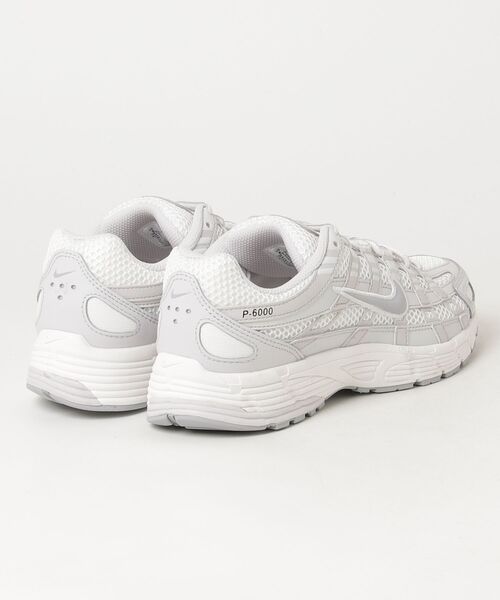 NIKE（ナイキ）の「NIKE WMNS P-6000 SE IF1756-100（スニーカー・メンズ・ホワイト・25cm）」の2枚目の写真