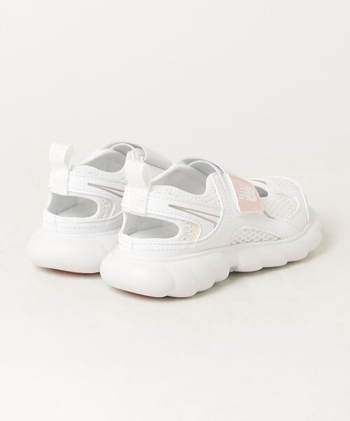 230 Hook and Loop（サンダル）｜New Balance（ニューバランス）の