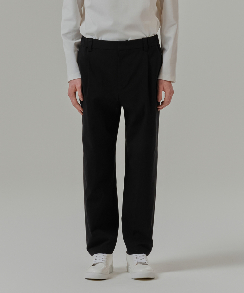 MINDBRIDGE（マインドブリッジ）の「[COUTURE]コットンライクリラックスフィットワンタックプルバンディングパンツ - 2カラー MYPT6170（スラックス・メンズ・ブラック/ダークベージュ・34/32/30/29/36）」の4枚目の写真