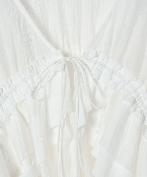 JEANASIS（ジーナシス）の「2WAYシャーリングVブラウス/672060（シャツ/ブラウス・レディース・ナチュラル/オフホワイト/ブラック/グリーン系その他・FREE）」の7枚目の写真