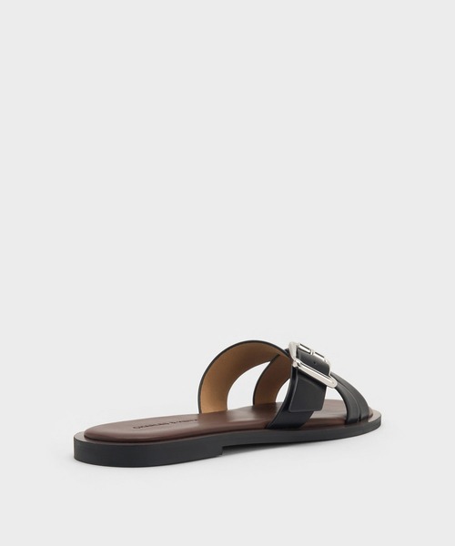 CHARLES & KEITH(チャールズ & キース)の「Anita アニータ クロスオーバースライドサンダル(サンダル・レディース・マルーン/ブラック・24.5cm/23.5cm/23cm/22.5cm/25.5cm/25cm)」の6枚目の写真