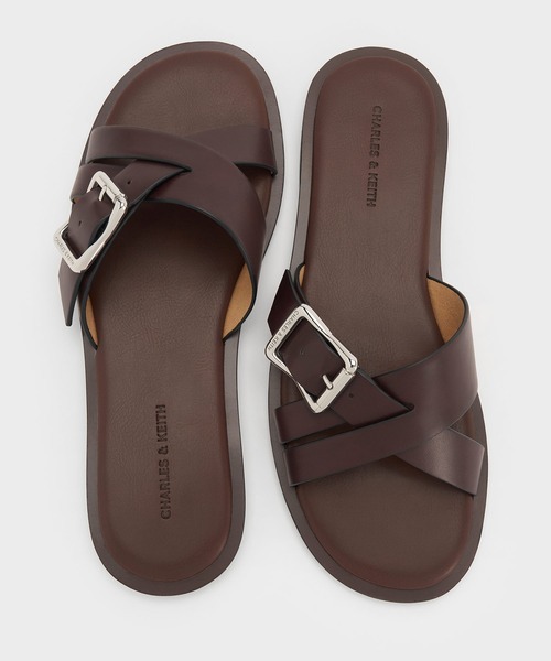 CHARLES & KEITH(チャールズ & キース)の「Anita アニータ クロスオーバースライドサンダル(サンダル・レディース・マルーン/ブラック・24.5cm/23.5cm/23cm/22.5cm/25.5cm/25cm)」の14枚目の写真