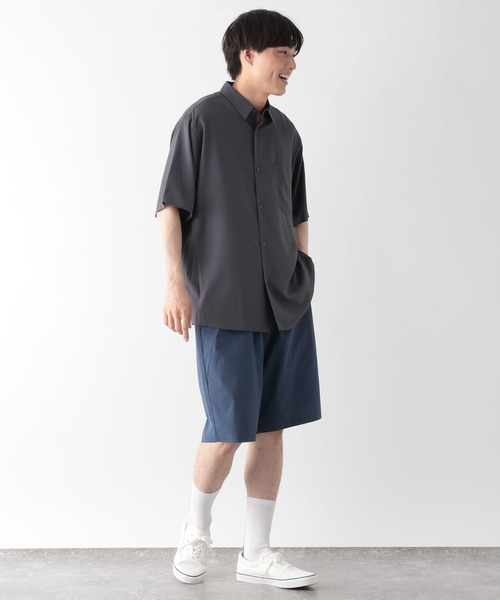 GLOBAL WORK(グローバルワーク)の「サラサマ快適シャツ/レギュラー/638136(シャツ/ブラウス・メンズ・サックスブルー/ストライプ/ネイビー/チャコールグレー/オフホワイト/グレイッシュベージュ・S/XL/L/M)」の22枚目の写真