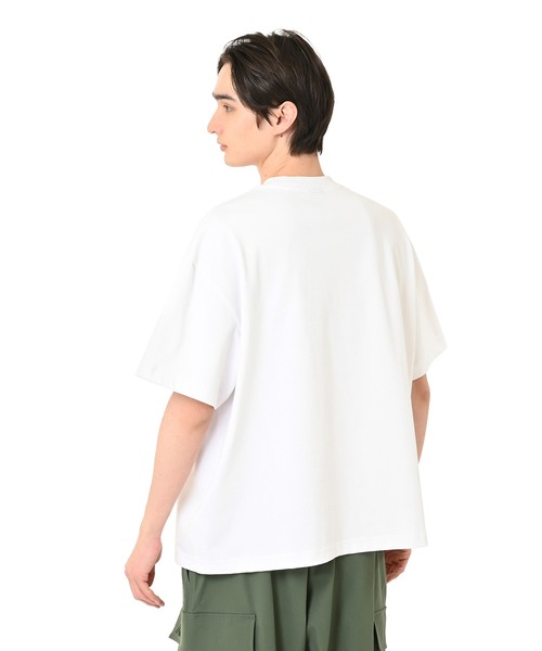 NEW BALANCE(ニューバランス)の「エンブロイダリードNBポケットショートスリーブTシャツ(Tシャツ/カットソー・メンズ・ホワイト/ブラック/サックスブルー/ライトイエロー・SMALL/MEDIUM/LARGE/X-LARGE/XX-LARGE)」の6枚目の写真