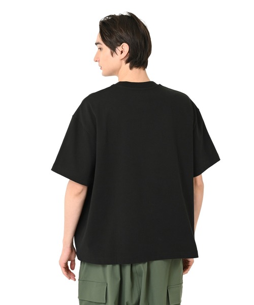 NEW BALANCE(ニューバランス)の「エンブロイダリードNBポケットショートスリーブTシャツ(Tシャツ/カットソー・メンズ・ホワイト/ブラック/サックスブルー/ライトイエロー・SMALL/MEDIUM/LARGE/X-LARGE/XX-LARGE)」の16枚目の写真