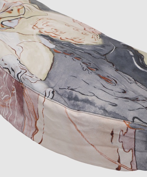 LEMAIRE（ルメール）の「XL QUIVER CLIP BAG（ショルダーバッグ・メンズ・マルチ・ONE SIZE）」の3枚目の写真