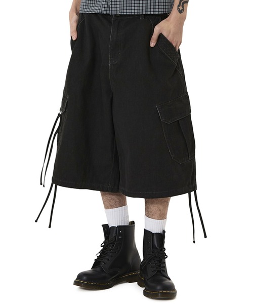 OY(オーワイ)の「『OY/オーワイ』OPS CARGO SHORTS/OPSカーゴショーツ(カーゴパンツ・メンズ・ブラック/ベージュ・L/M/S)」の2枚目の写真