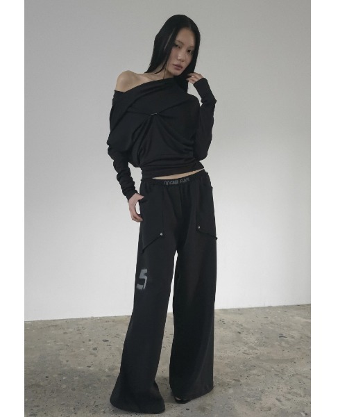 L.H.P(エルエイチピー)の「DOGMA EHKS/ドグマエークス/RAW WIDE SWEAT PANTS(スウェットパンツ・レディース・ブラック・S/M)」の4枚目の写真