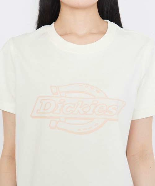 Dickies(ディッキーズ)の「グラフィックロゴTシャツ(Tシャツ/カットソー・レディース・ブラック/ホワイト/ピンク・SMALL/MEDIUM/X-SMALL)」の18枚目の写真