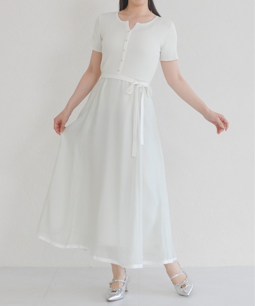 MISCH MASCH(ミッシュマッシュ)の「2026春夏新作 ストライプアソート配色ニットドッキングワンピース(ワンピース・レディース・ブラック/ブルー/ライトグリーン/レッド・フリ-)」の14枚目の写真