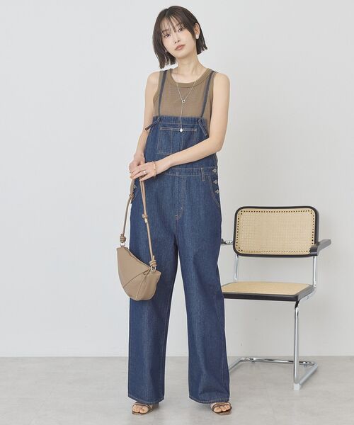 AMERICAN HOLIC(アメリカンホリック)の「ミドルオンスデニムサロペット(サロペット/オーバーオール・レディース・ワンウォッシュ/ライトインディゴブルー・L/M)」の2枚目の写真