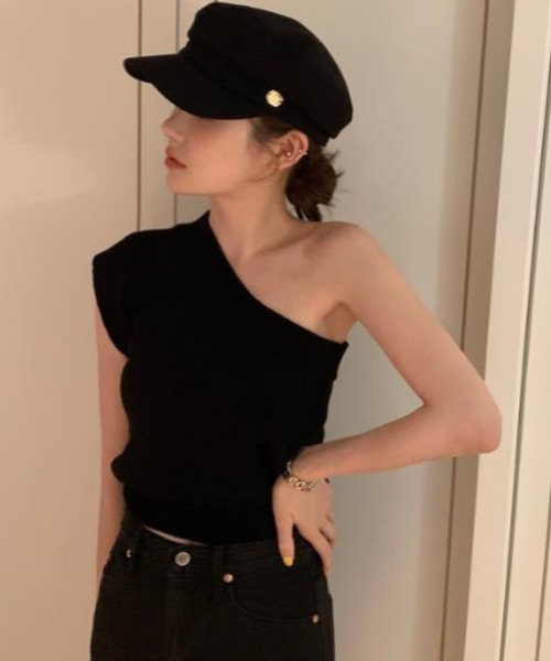 semplice(センプリチェ)の「Tシャツ【韓国ファッション】(Tシャツ/カットソー・レディース・ブラック/ベージュ/ピンク/ホワイト・F)」の1枚目の写真