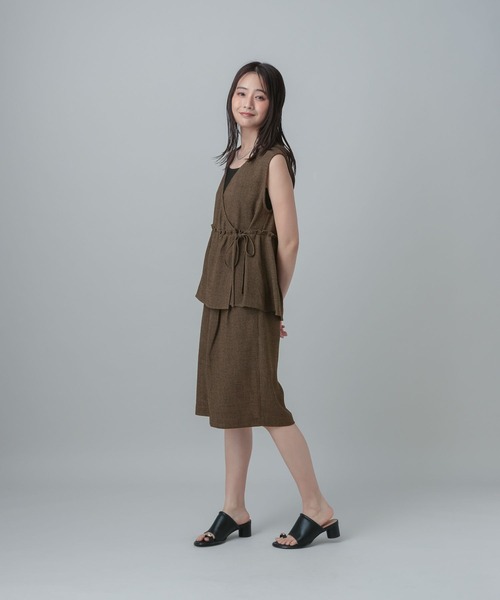 GLOBAL WORK（グローバルワーク）の「MATINEE LINE/カラミリネンライクハーフパンツ/670039（その他パンツ・レディース・ブラック×ホワイト/ベージュ/ブラウン系8・MEDIUM/LARGE）」の15枚目の写真