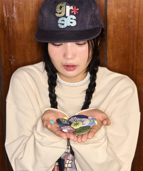 GRAVER（グレーバー）の「[SET]GRAVER COZY ピンボタンバッジ（ブローチ/コサージュ・レディース・その他・FREE）」の3枚目の写真