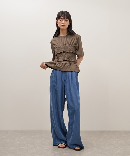 ADAM ET ROPE'(アダムエロペ)の「ロゴシャーリングTEE/接触冷感/UVカット/防シワ/遮熱(Tシャツ/カットソー・レディース・ブラック/ホワイト/ブラウン・FREE)」の15枚目の写真