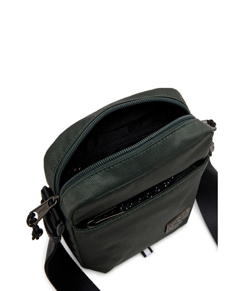 DIESEL(ディーゼル)の「メンズ クロスボディバッグ D-PACK CROSSBODY X(ボディバッグ/ウエストポーチ・メンズ・グリーン系その他・FREE)」の4枚目の写真