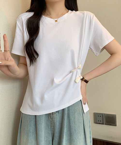 2ly2（トゥーリートゥー）の「サイドリボンカットソー / アシンメトリーデザイン 半袖トップス（Tシャツ/カットソー・レディース・ブラック/ベージュ/ホワイト/ボルドー・FREE）」の6枚目の写真