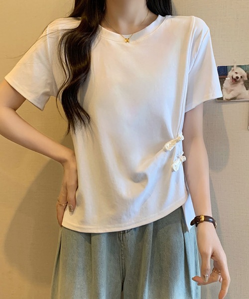 2ly2（トゥーリートゥー）の「サイドリボンカットソー / アシンメトリーデザイン 半袖トップス（Tシャツ/カットソー・レディース・ブラック/ベージュ/ホワイト/ボルドー・FREE）」の11枚目の写真